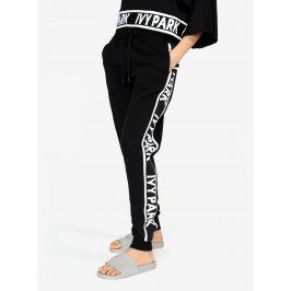 Černé tepláky s všitým gumovým pruhem Ivy Park